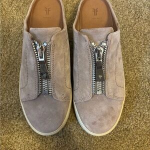 FRYE Lena Taupe Suede slip on mules with zipper - size 7.5